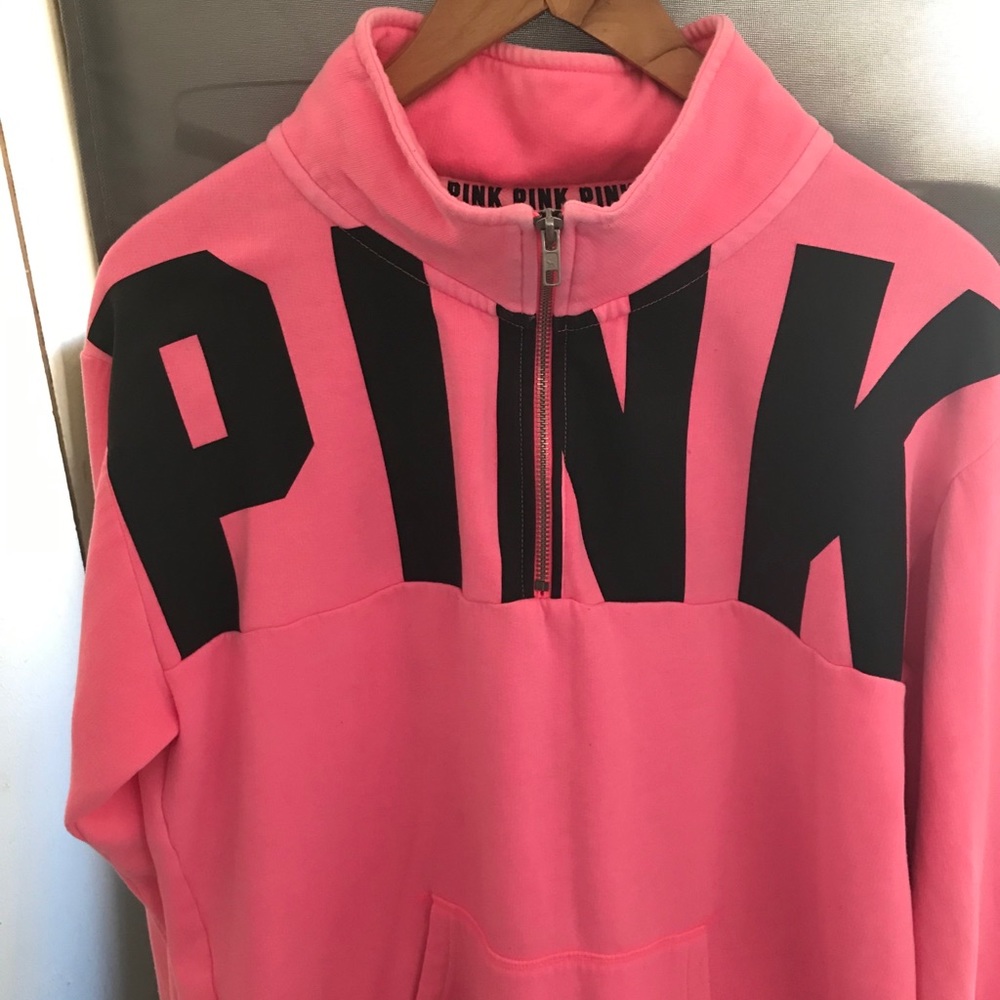 Pink fleece crew neck with zipper